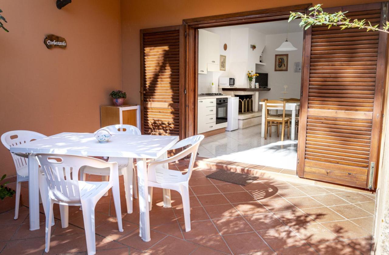 Appartamenti La Casina Porto Azzurro Exterior foto