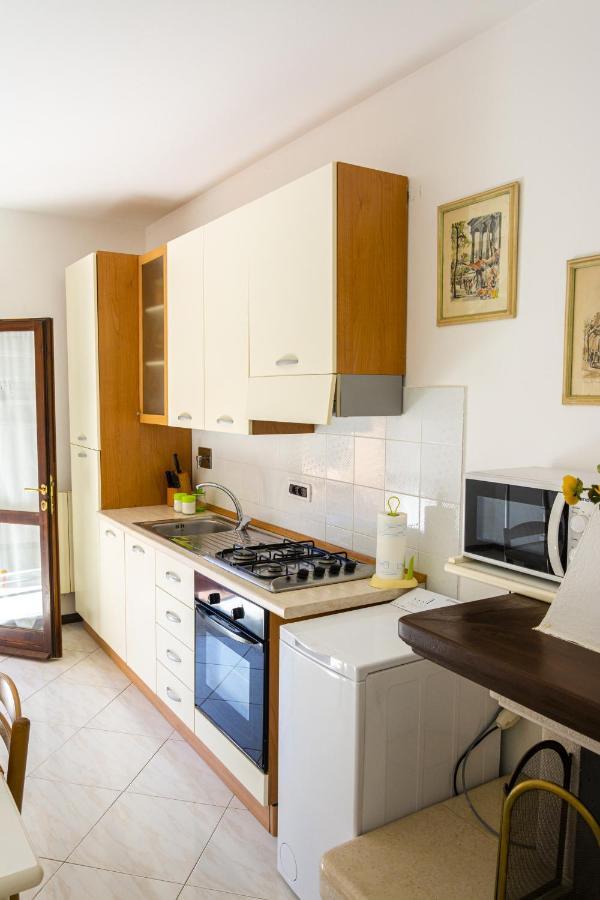 Appartamenti La Casina Porto Azzurro Exterior foto